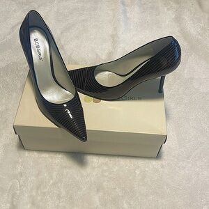 BCBGirls Black/Pink Patent Leather Pointed Toe Pump 3"